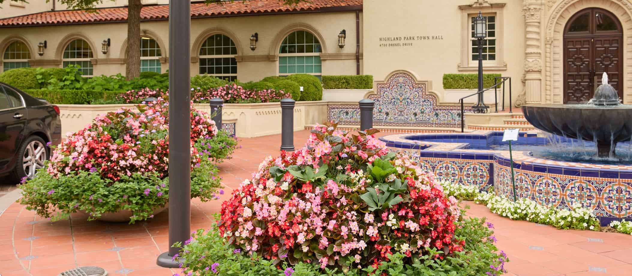 Highland Park Town Hall front entrance